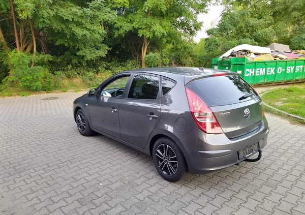 Hyundai I30 cena 17200 przebieg: 178000, rok produkcji 2008 z Wrocław małe 172